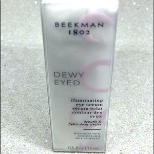 Beekman
Dewy Eyed Illuminating &Depuffing EyeSerum